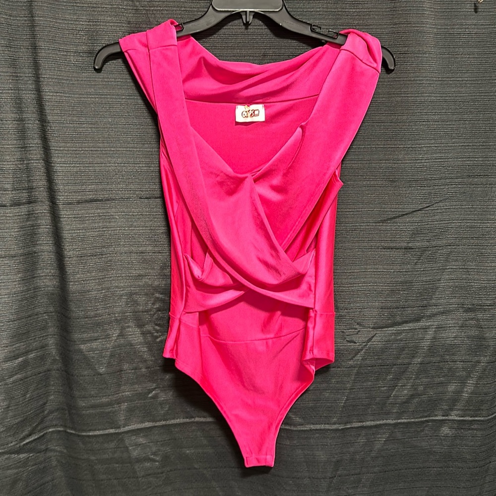 Oops women’s Barbie pink Off Shoulder Crossover Bodysuit / Size L / Box‎ 22-15